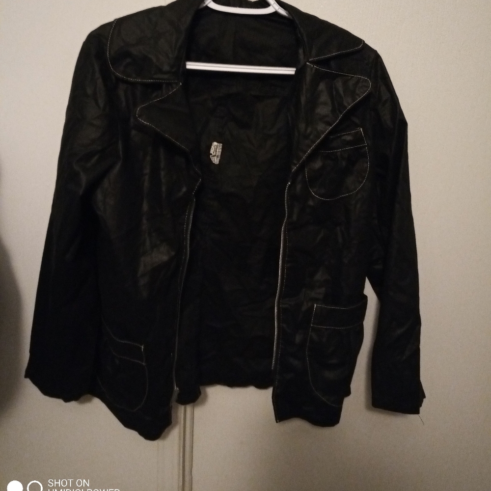 Black polyester jacket